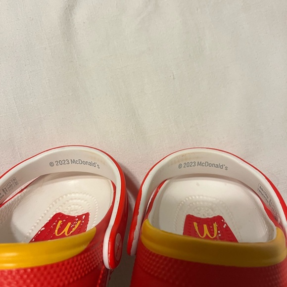 Red Crocs X McDonald’s Collab shoes, sz women’s 8 - Picture 8 of 8